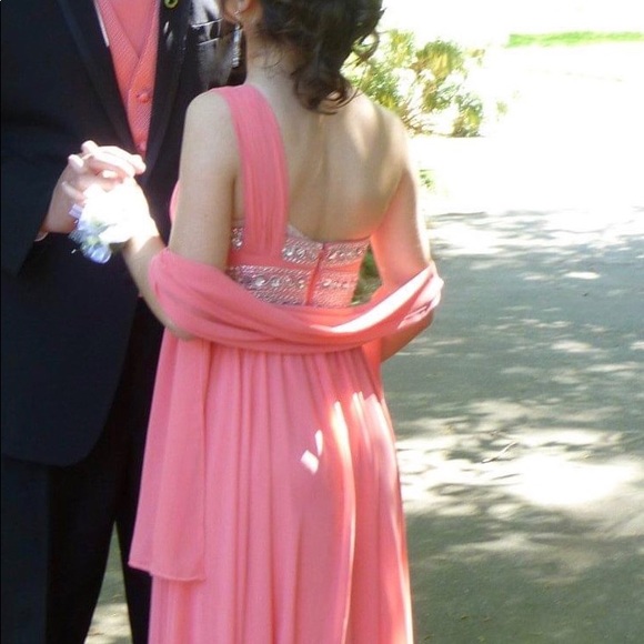 Prom formal dress - Picture 3 of 5